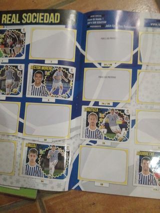 LOTE DE 4 ALBUMES LIGA