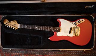 1973 Fender Bronco Dakota Red con palanca vibrato 