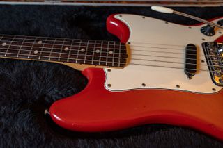 1973 Fender Bronco Dakota Red con palanca vibrato 