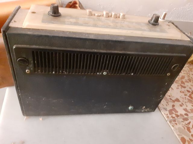 radio antigua schneider.