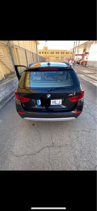 BMW X1 2012