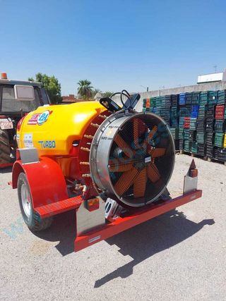 Atomizador 2000 Litros Arrastrado HERPA FIBERGLASS
