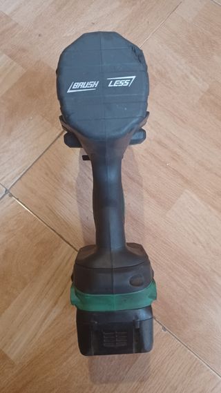 Pistola de impacto hikoki 