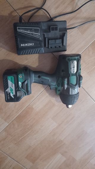 Pistola de impacto hikoki 
