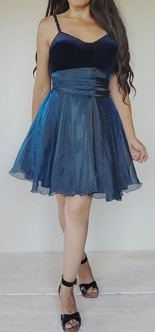 vestido azul tul Sally y Alexandra