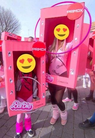 Caja Barbie disfraz