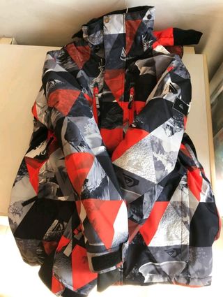 Cazadora Snow//Nieve Quiksilver.