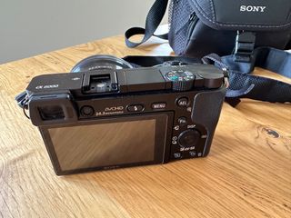 Càmera SONY ILCE-6000L