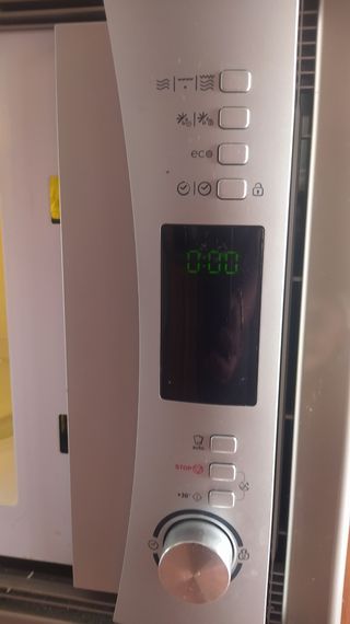 Microondas Candy CMXG30DS