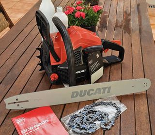 Motosierra DUCATI DCS 6200 62cc/3kw/4hp/50cm/20"