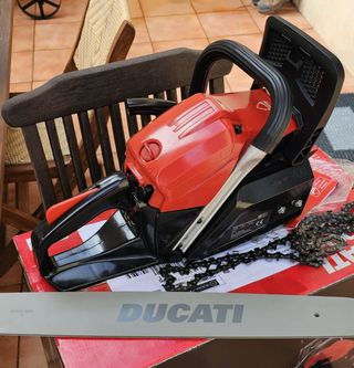 Motosierra DUCATI DCS 6200 62cc/3kw/4hp/50cm/20"