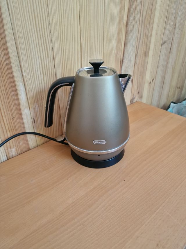 Base calentador de agua Delonghi