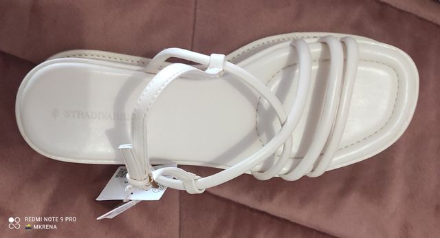 Sandalias Stradivarius