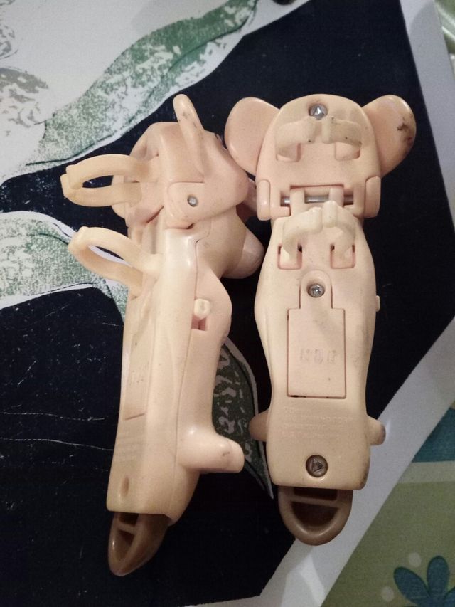 DOS MUÑECOS REY LEON MACDONALDS