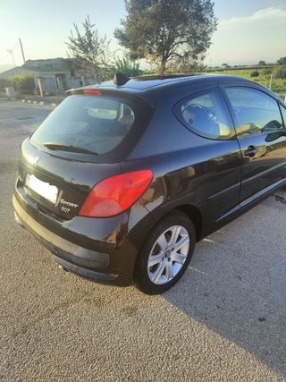 Peugeot 207 2007