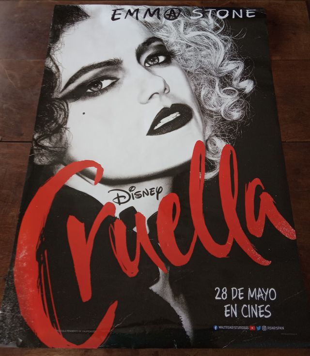 Póster Cruella Original de Cine.