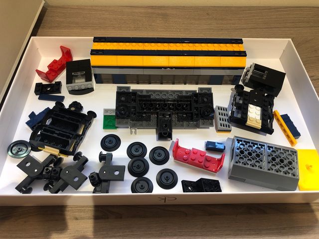 CAROVANA LEGO INCOMPLETA