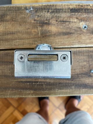 Cierre puerta cristal