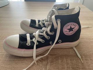 Converse originales talla 37 negras con raya rosa