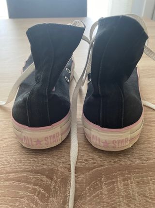 Converse originales talla 37 negras con raya rosa