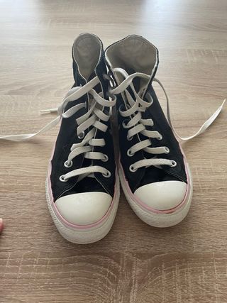 Converse originales talla 37 negras con raya rosa