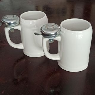 Jarra de cerveza con timbre