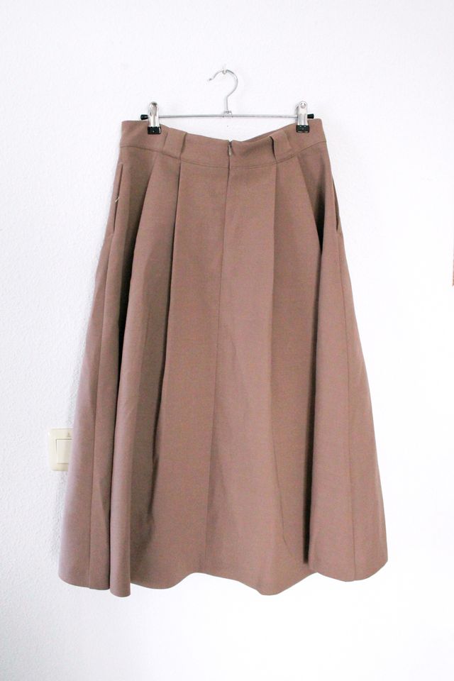 Falda Midi Volumen de Zara