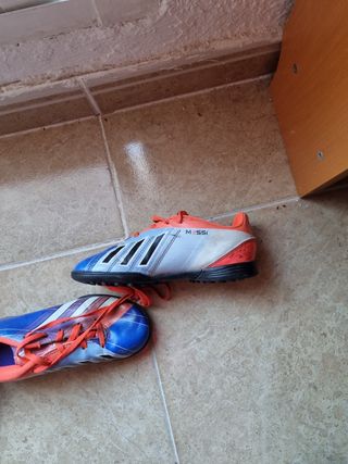 Botas fútbol 7 Adidas Messi f5, talla 31