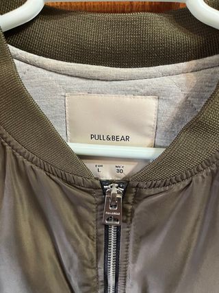 Cazadora de pullandbear