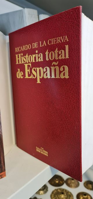 Historia Total de España Ricardo de la Cierva