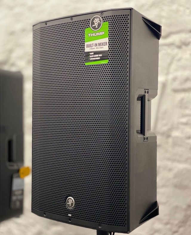 Alquiler de sonido & DJ (PIONEER XDJ-RX3)