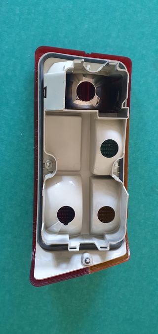 ✅️piloto trasero izquierdo y derecho renault 18