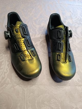 zapatillas fizik R4