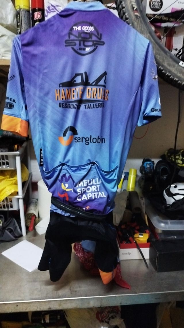 conjunto ciclismo