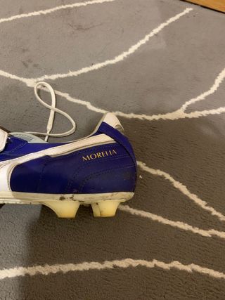Botas de fútbol Mizuno 