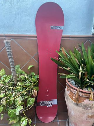 Tabla snowboard a estrenar. Negociable
