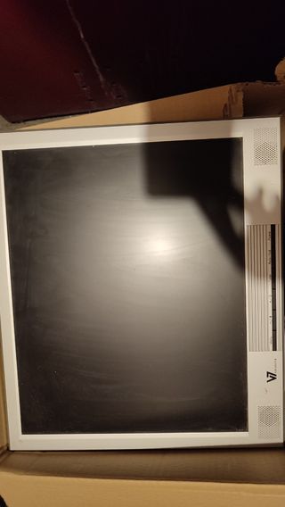 Ordenador i5 con monitor, altavoces y  teclado 