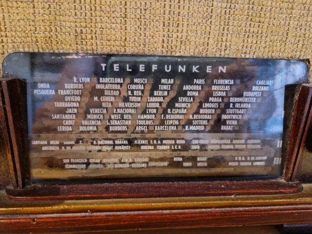 Radio telefunken año 1949