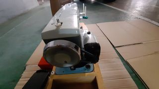 Maquina de coser Alfa