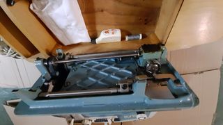 Maquina de coser Alfa