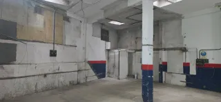 Expectac bajo local  .Apto para viviendas trastero