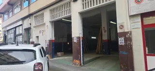 Expectac bajo local  .Apto para viviendas trastero