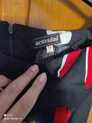 Vestido estampado entallado