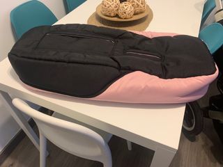 Saco nido Bugaboo rosa para capazo