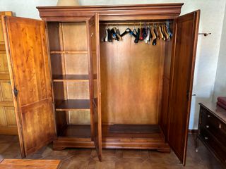 Armario tres cuerpos
