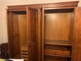 Armario de cuatro cuerpos