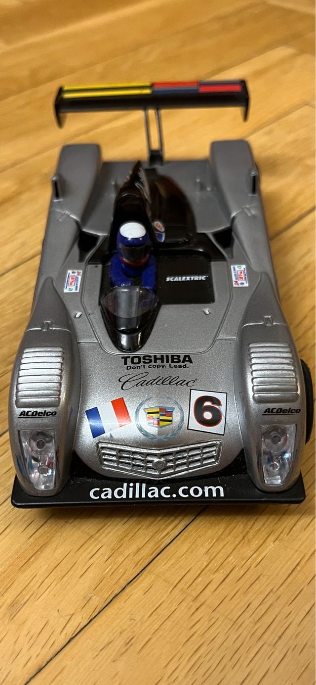 COCHE SCALEXTRIC CADILLAC NORTHSTAR