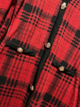 👗 Vestido ajustado cuadros con botón