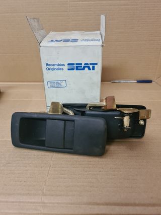 seat malaga, manetas de puerta nuevas derecha