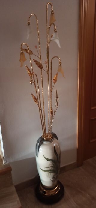 Lampara de cerámica y luz